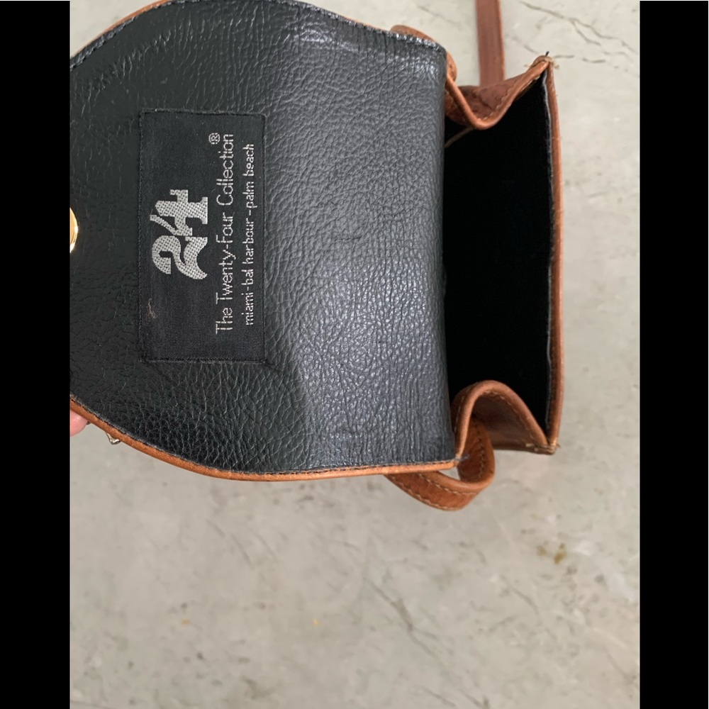 Crossbody bag - Picture 3 of 3